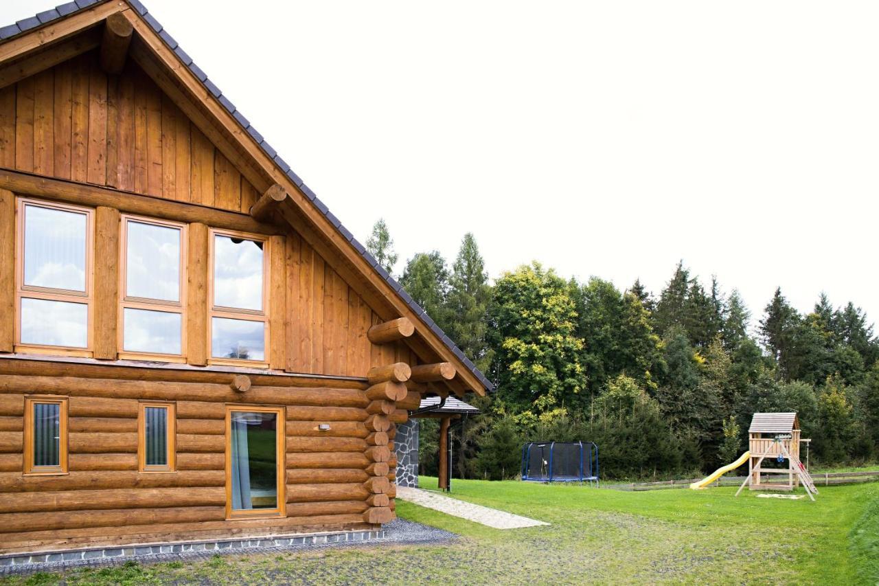 Villa Luxusni Srub Az 24 Luzek - Sruby-Lipno à Frymburk Extérieur photo