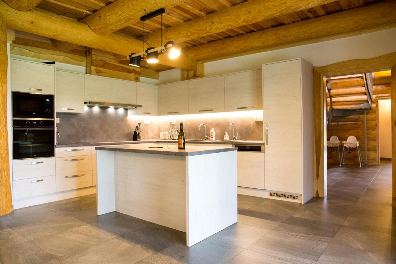 Villa Luxusni Srub Az 24 Luzek - Sruby-Lipno à Frymburk Extérieur photo