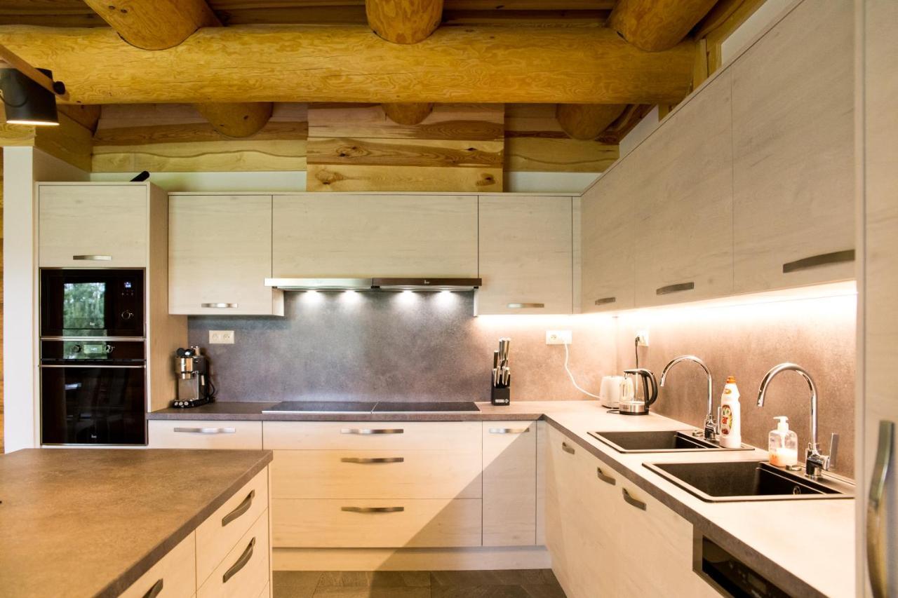 Villa Luxusni Srub Az 24 Luzek - Sruby-Lipno à Frymburk Extérieur photo