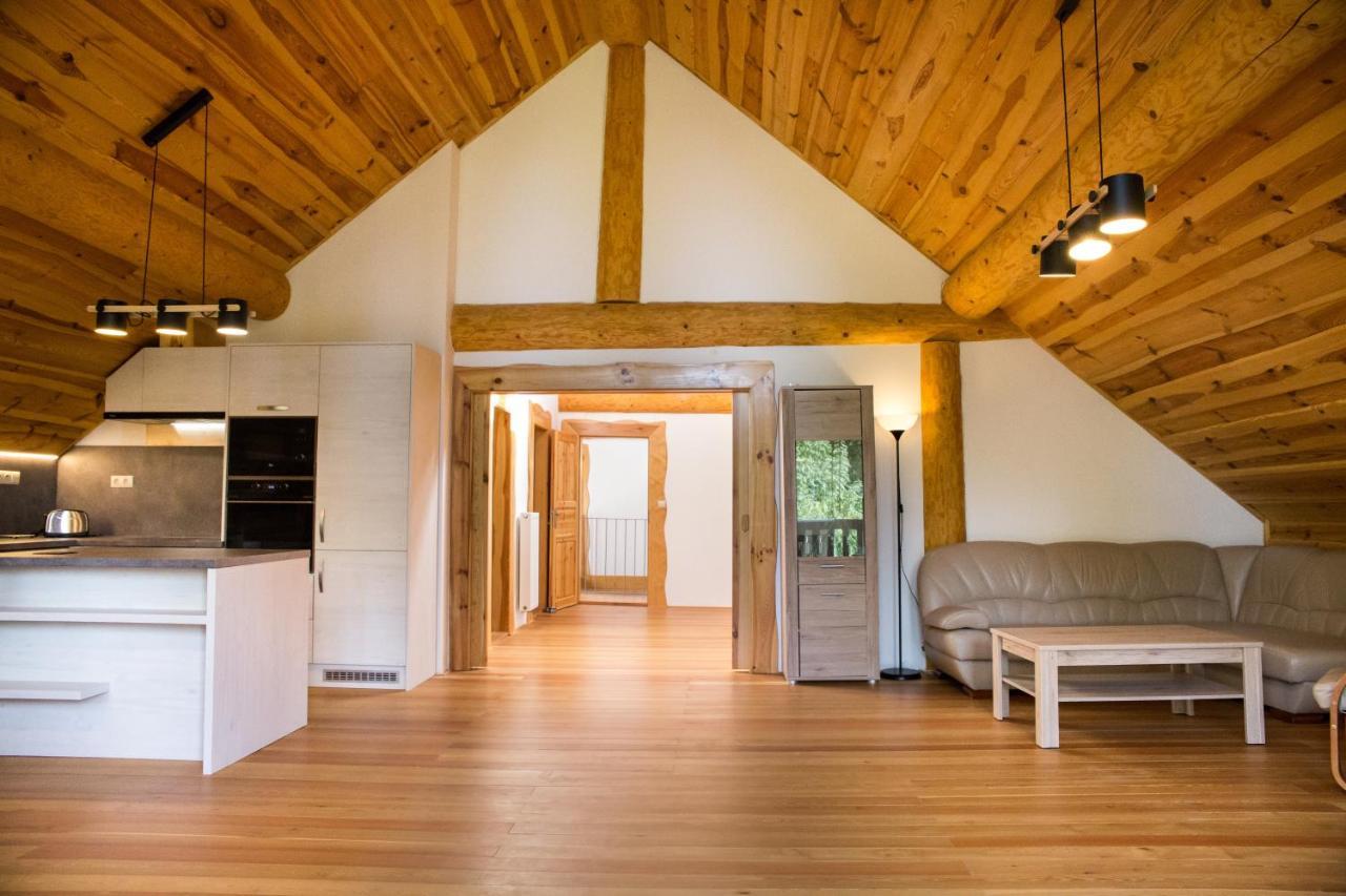 Villa Luxusni Srub Az 24 Luzek - Sruby-Lipno à Frymburk Extérieur photo