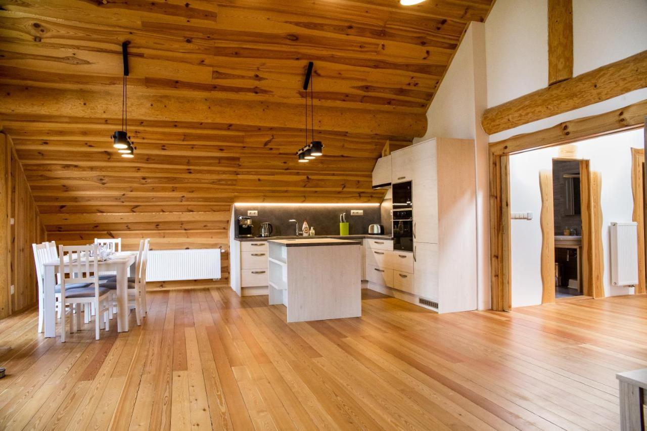 Villa Luxusni Srub Az 24 Luzek - Sruby-Lipno à Frymburk Extérieur photo