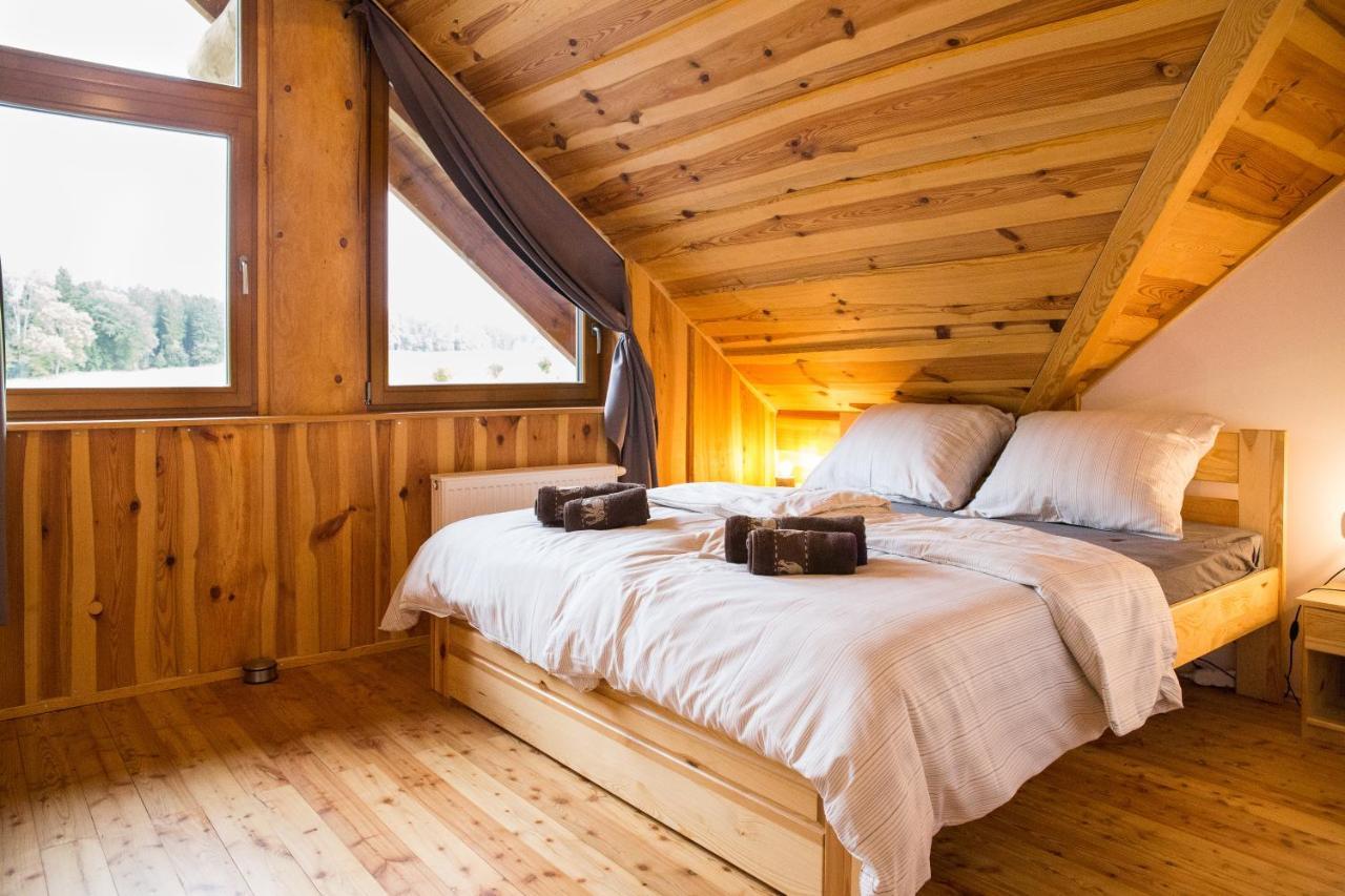 Villa Luxusni Srub Az 24 Luzek - Sruby-Lipno à Frymburk Extérieur photo