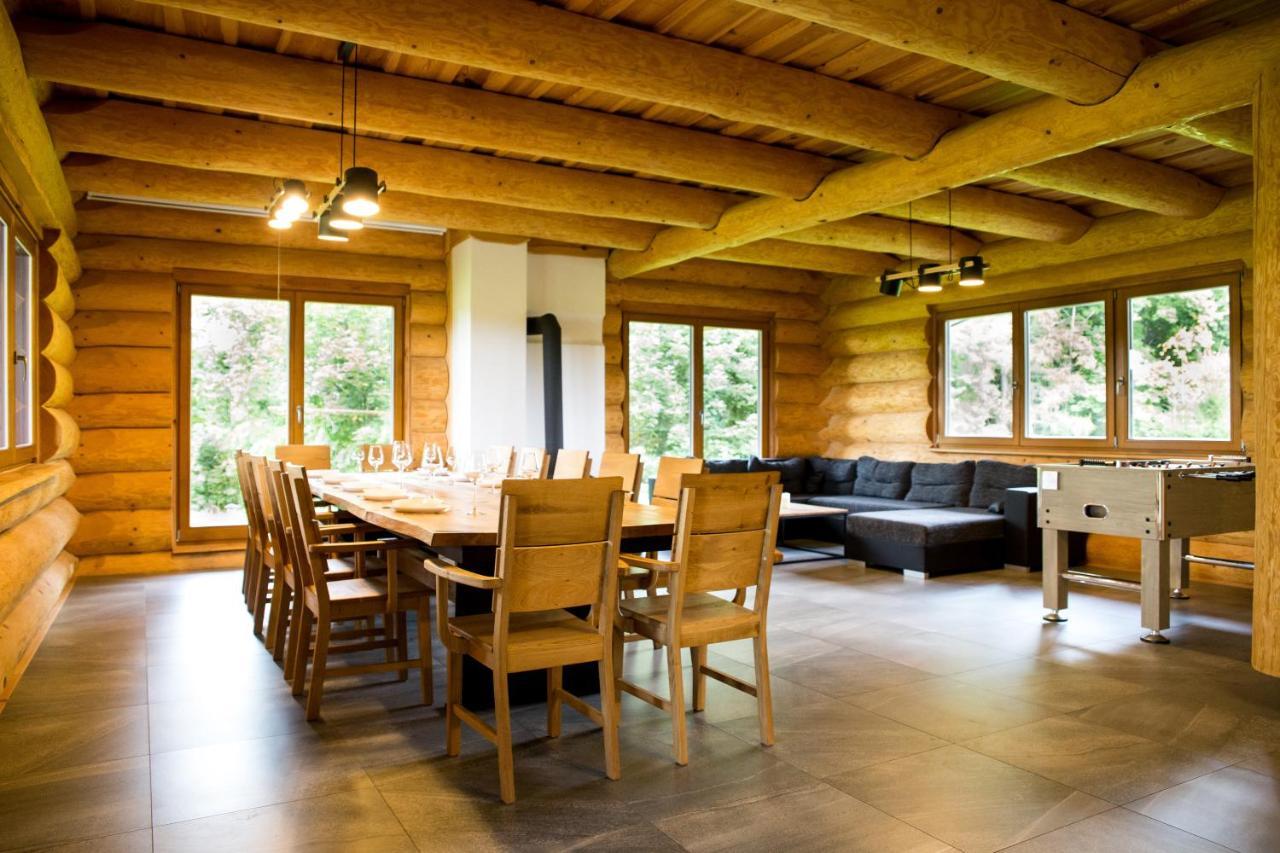 Villa Luxusni Srub Az 24 Luzek - Sruby-Lipno à Frymburk Extérieur photo